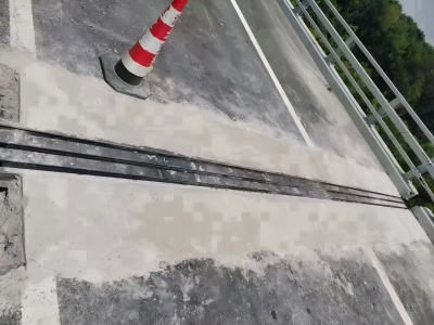 东湖伸缩缝更换后浇筑材料快速结构修补料速砼的产品特点及施工流程​